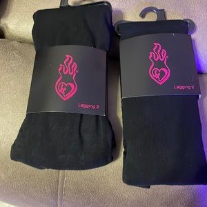 Torrid - Capri Leggings, 2 Pack.